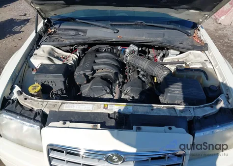 2009 Chrysler 300 Lx z USA, uszkodzony, nr VIN 2C3KA43D89H543976